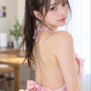 朝起きたら裸エプロン♡他
